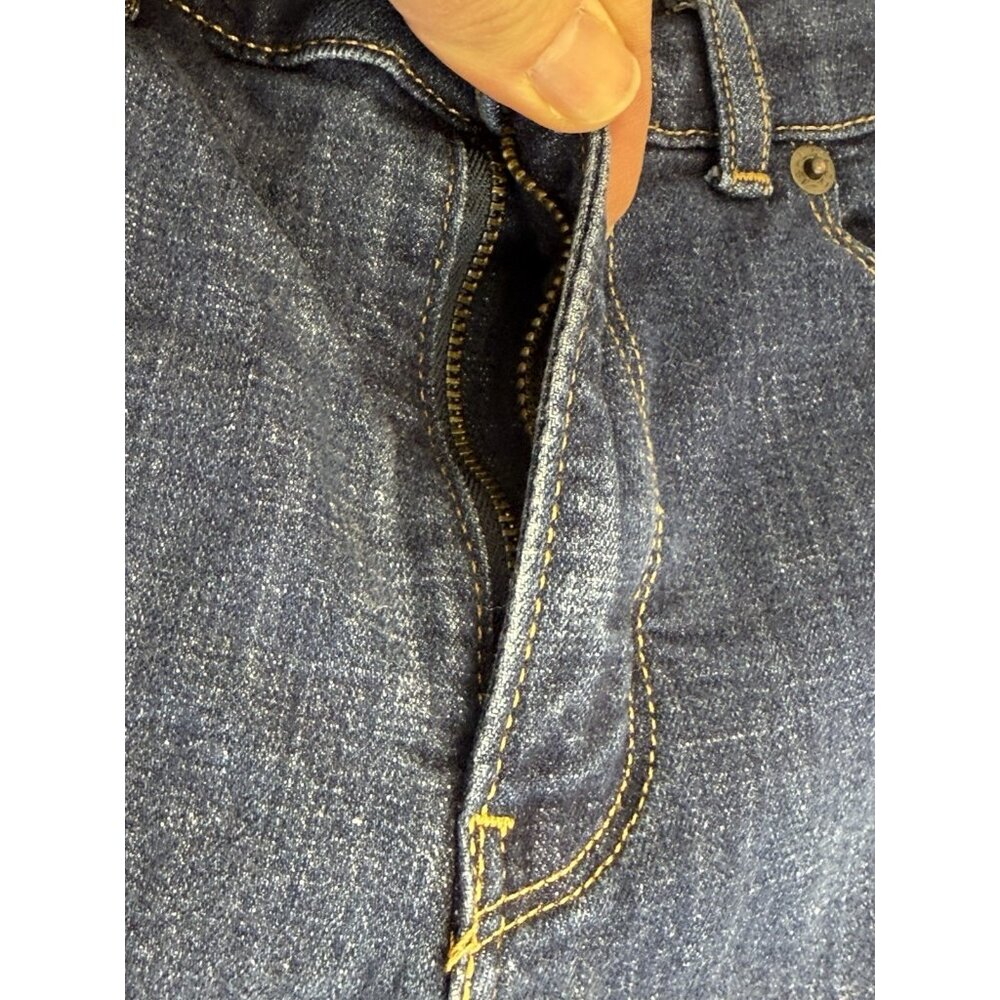 Levis Bermuda Shorts Womens 27 (27x10) Mid Rise Medium Wash Blue Denim - Picture 3 of 16